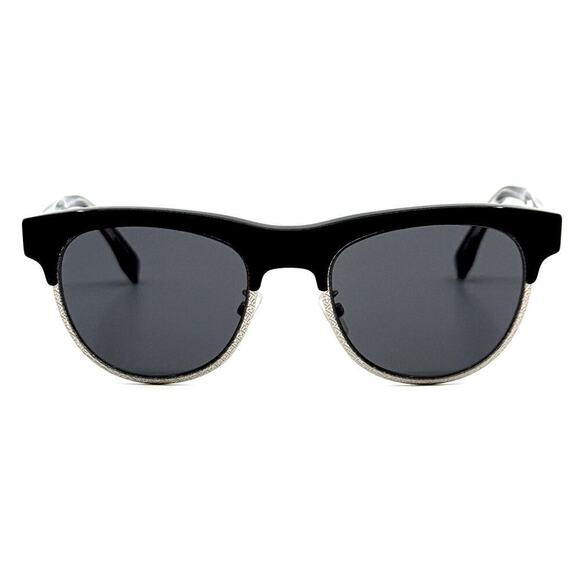 NEW!!!  FENDI Sunglasses FE40105U 01A Authentic main image 9